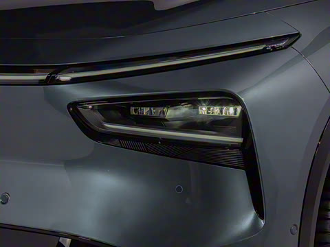 2025�� 702 �������� Ultra