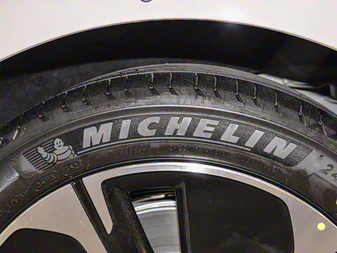 2024�� 100kWh Touring