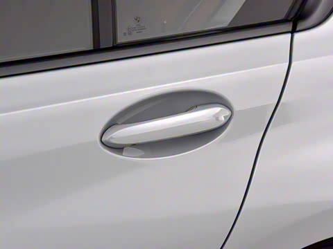 2025�� eDrive 40 L ��ҹ�˶���װ