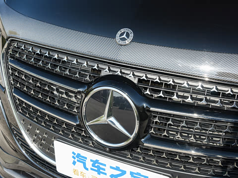 2025�� V 300 L ������˹ �˶���