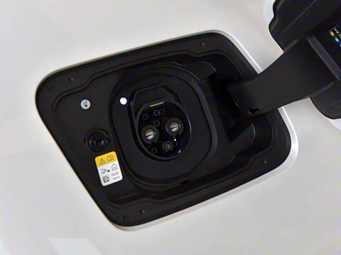 2024�� eDrive 35L M�˶���װ