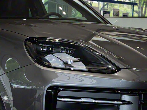 2025�� Cayenne 3.0T ���۰�