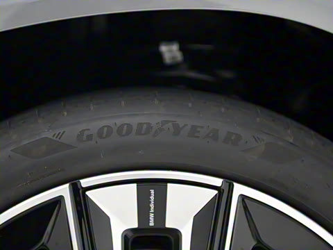 2025�� xDrive30L ������ M�˶���װ