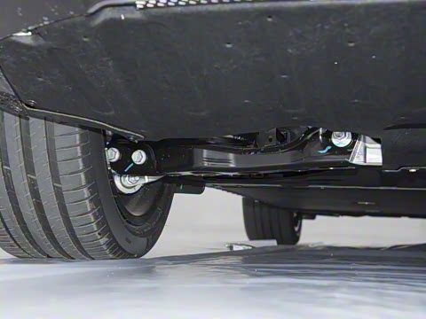 2025�� 700 Ultra�������������״��