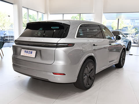 2025�� Max ���ܻ��°�