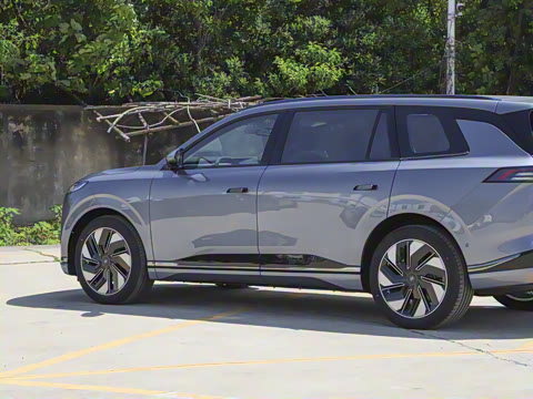 2025�� 636Max���Ȱ� 6��