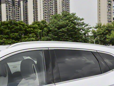 2025�� EV 520km �����