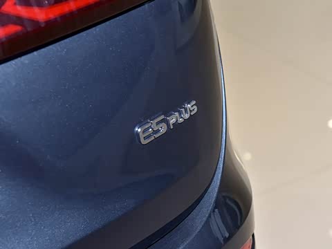 2025�� 165km ��������Pro 5��