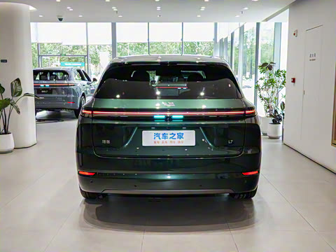 2025�� Ultra ���ܻ��°�