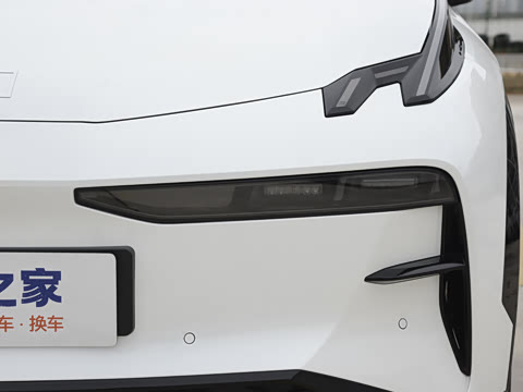 2025�� ������������