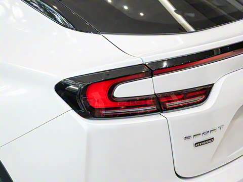 2025�� 2.0T EcoBoost E �춯 �˶���