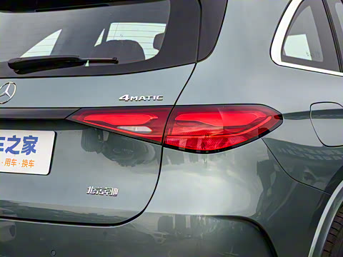 2025�� GLC 300 L 4MATIC ������ 5��