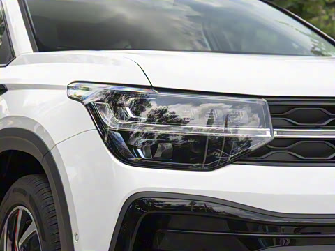 2024�� 330TSI ���������