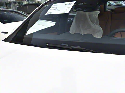 2025�� GLC 300 L 4MATIC ������ 7��