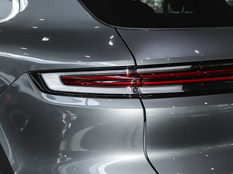 2025�� Cayenne 3.0T