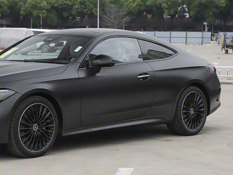 2025�� CLE 300 4MATIC �����ͽ��ܳ�