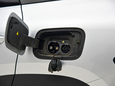 2025�� EM-i 115km ̽��+��