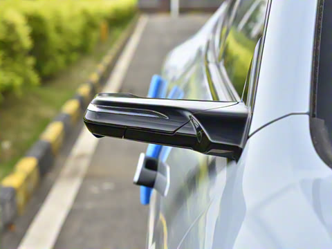 2025�� �Ŀ� Ultra���̰�