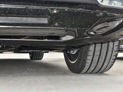 2023�� 735Li ������װ