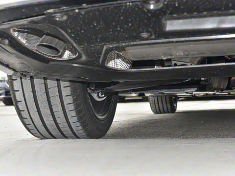 2023�� 735Li ������װ