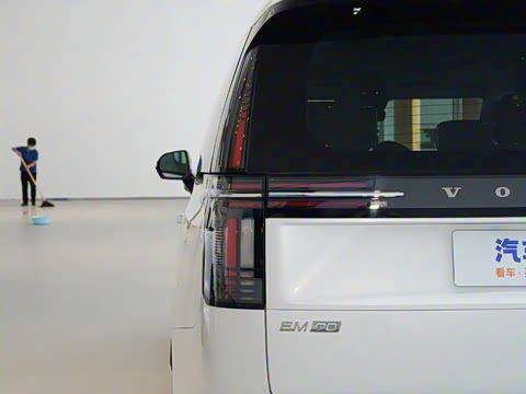 2025�� Ultra ����