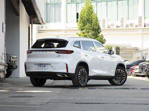 2025�� 400T ���������