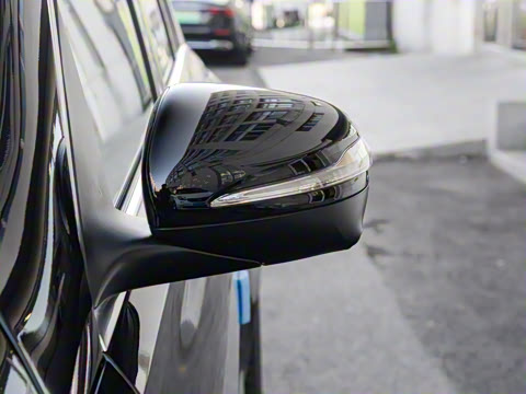 2025�� GLE 400 e 4MATIC