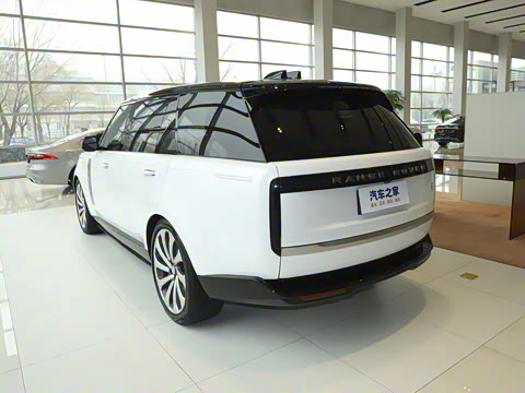 2024�� 4.4 V8 SV���ٴ����ӳ��� 4��