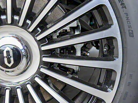 2025�� ���� Max�� 37kWh 6����