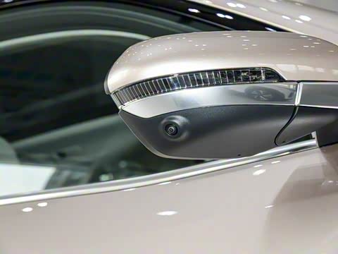 2025�� 688MAX 160kW