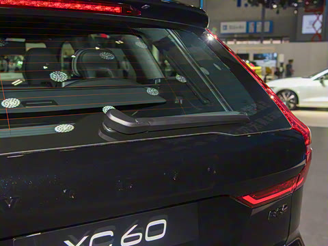 2025�� B5 ������Զ��ҹ�ڰ�