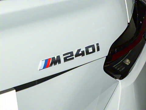 2024�� M240i