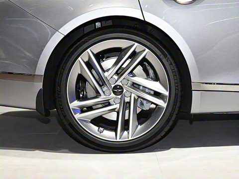 2024�� 2.5T �����콢��