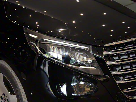 2024�� V 300 L ����������