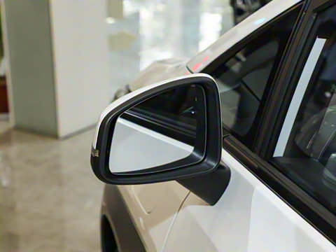 2023�� Plus 610 ������