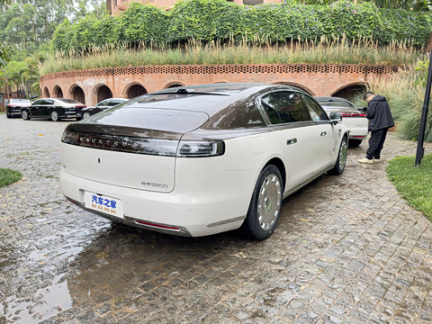 2025�� ���� ��ҫ������ 4��