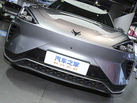 2025�� 688MAX 175kW