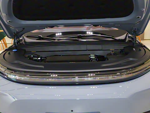 2025�� Ultra ���ܻ��°�