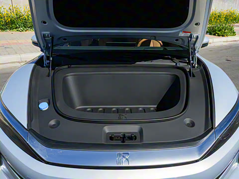 2025�� EV ���������״��콢��