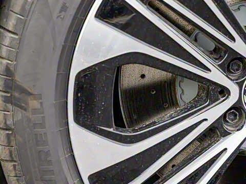 2024�� E 350 e L ���ʽ��϶����γ�