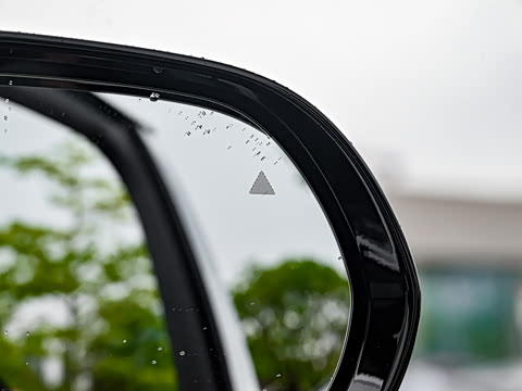 2025�� ���� Ultra�� 100kWh 6����