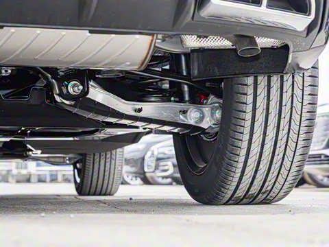 2025�� 45 TFSI ����������