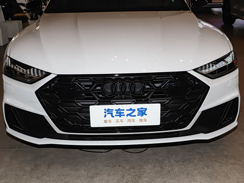 2025�� 55 TFSI quattro ������