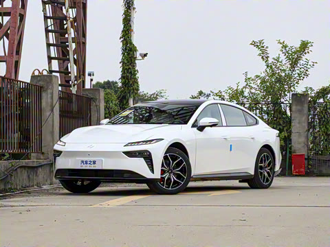 2025�� ���� 550ProѲ����