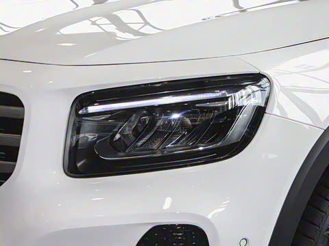 2024�� �Ŀ� GLB 200 ������