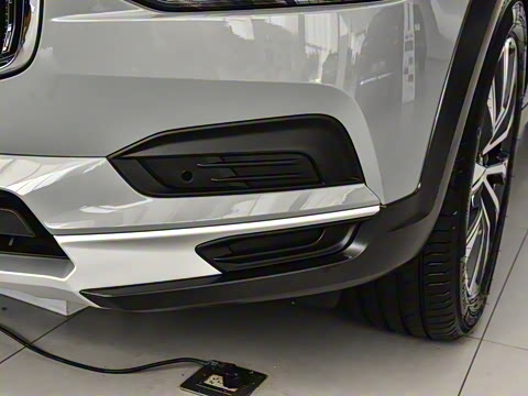 2025�� Cross Country B5 AWD ��Զ��