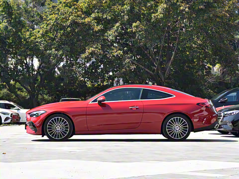 2025�� CLE 300 4MATIC �����ͽ��ܳ�