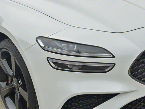 2024�� 2.0T ���Ͱ���������� Shooting Brake