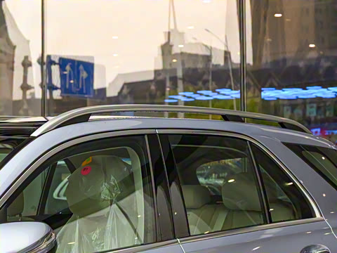 2025�� �Ŀ� GLE 450 4MATIC ������