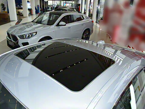 2025�� 225i M�˶���ҹ��װ